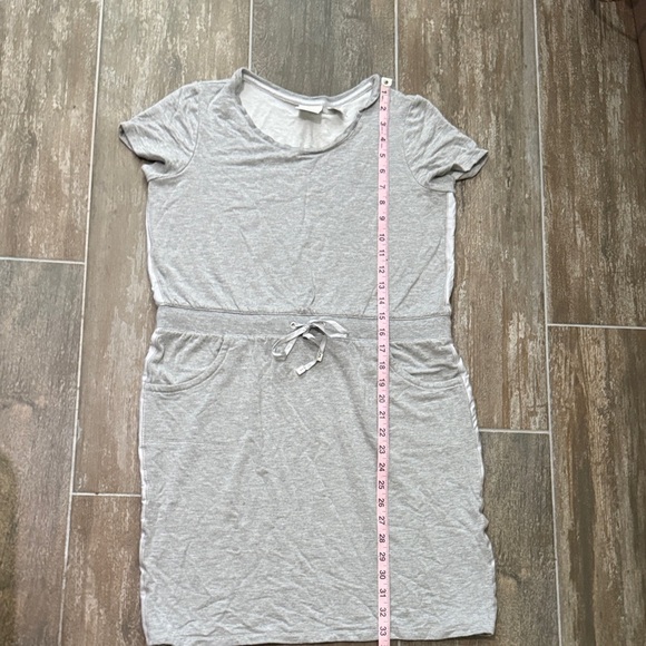 Chico's Zenergy Light Gray Mini Dress - Picture 8 of 8